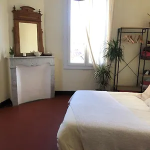 D'hotes Bellevue Bed and breakfast